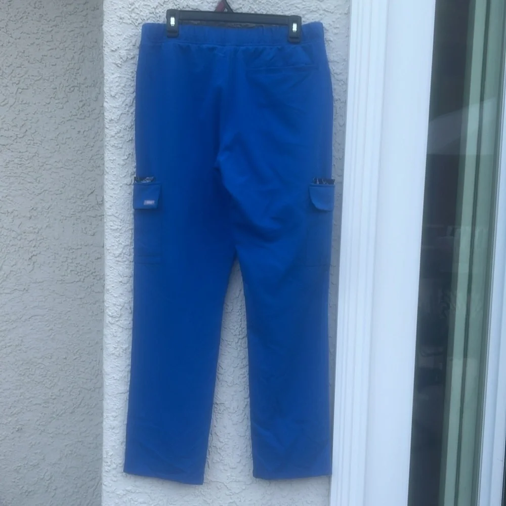 FIGS Technical Collection Royal Blue Men's Scrub Set Size M